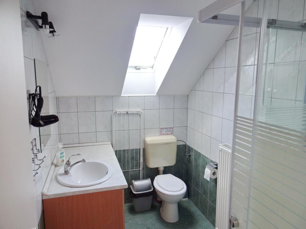 Albizia Apartments بالاتونفوريد المظهر الخارجي الصورة