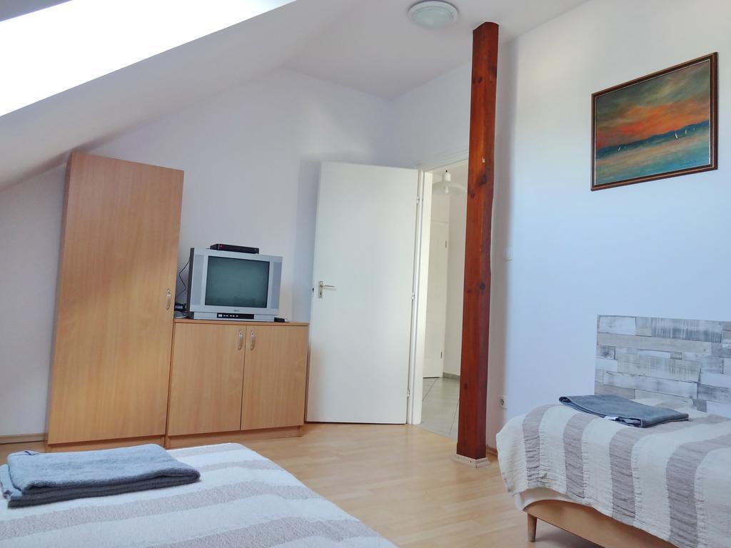 Albizia Apartments بالاتونفوريد المظهر الخارجي الصورة