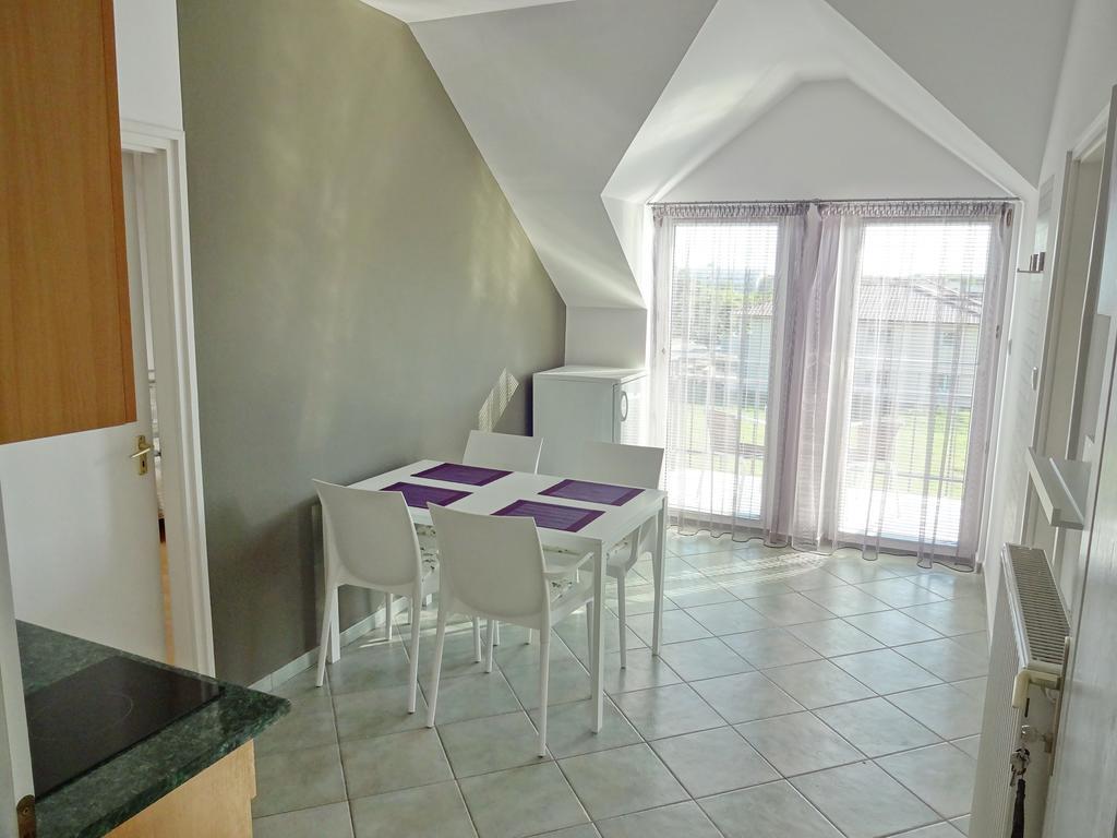 Albizia Apartments بالاتونفوريد المظهر الخارجي الصورة