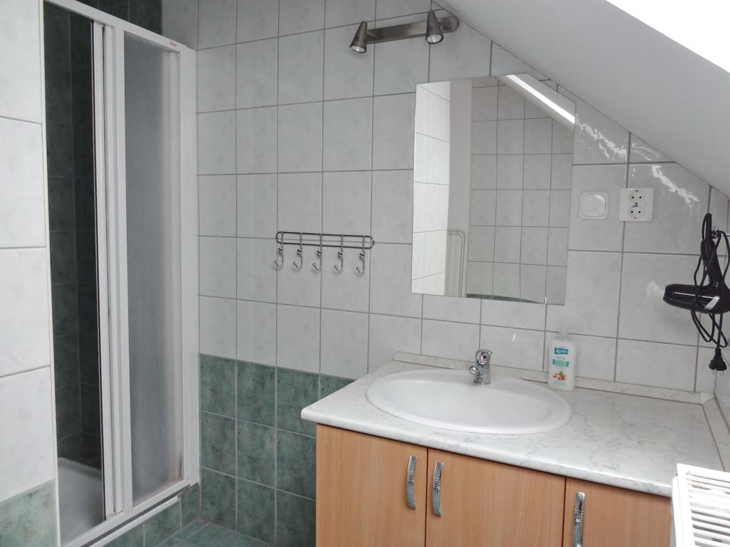 Albizia Apartments بالاتونفوريد المظهر الخارجي الصورة