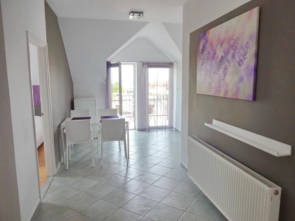 Albizia Apartments بالاتونفوريد المظهر الخارجي الصورة