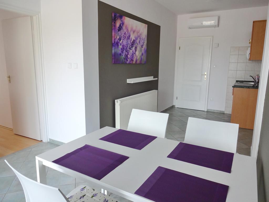 Albizia Apartments بالاتونفوريد المظهر الخارجي الصورة
